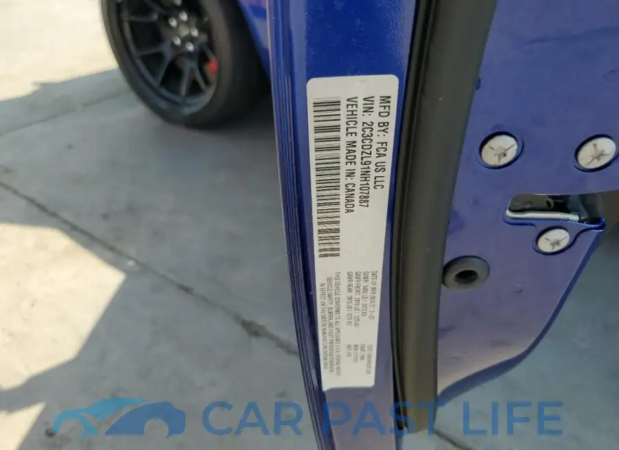 2C3CDZL91NH107887# 13