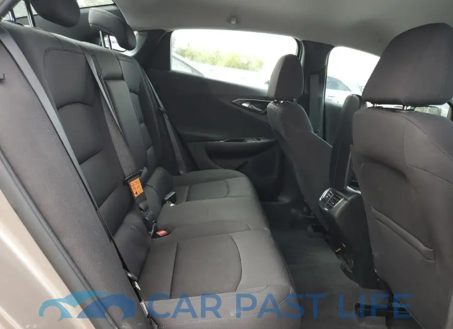 1G1ZD5ST7PF137565# 10