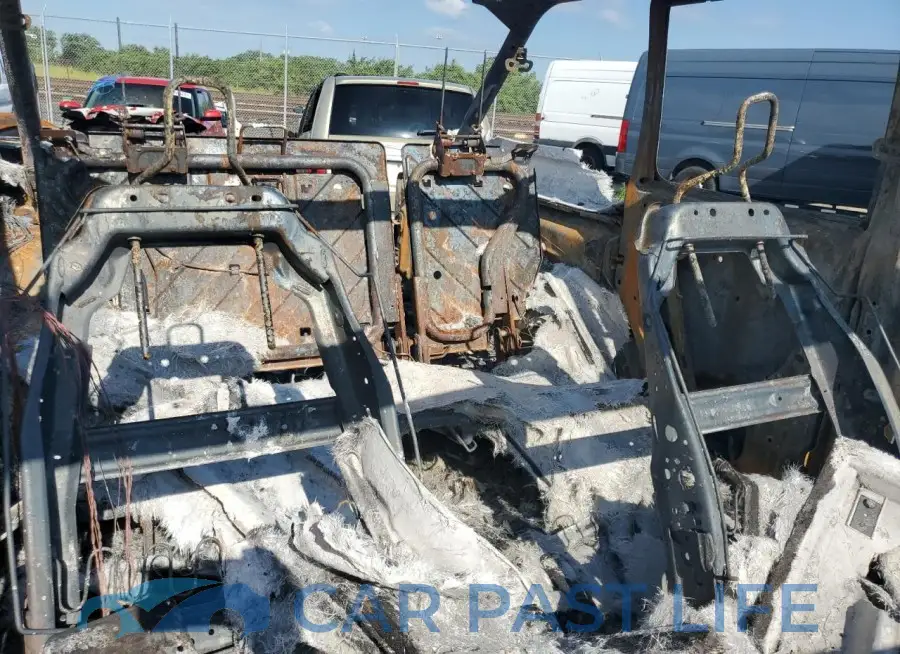 1C4BJWEG1HL751777# 10