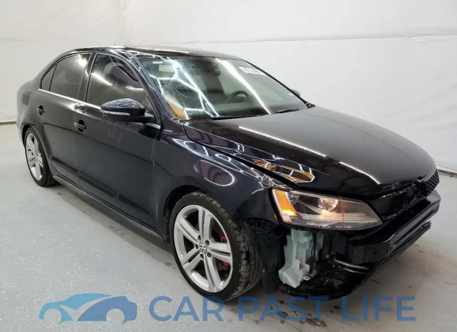 3VW4S7AJ2FM315879# 4