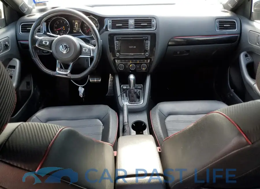 3VW4S7AJ2FM315879# 8