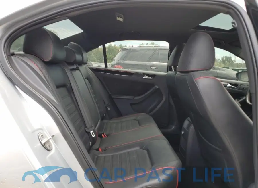 3VW4S7AJ5FM267326# 10