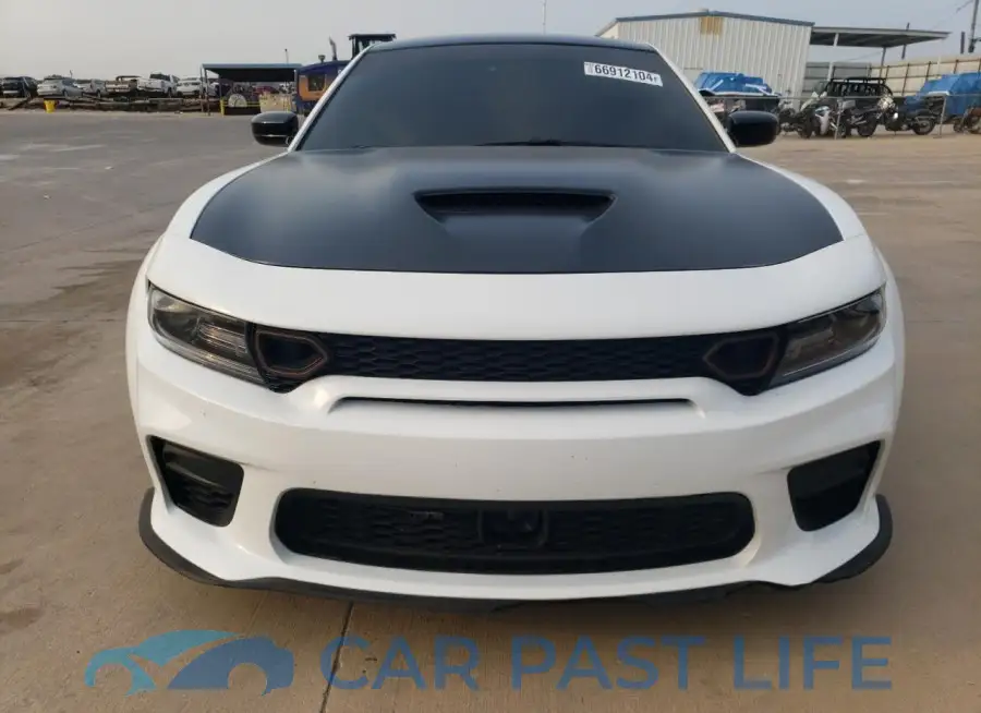 2C3CDXGJ8MH581102# 5