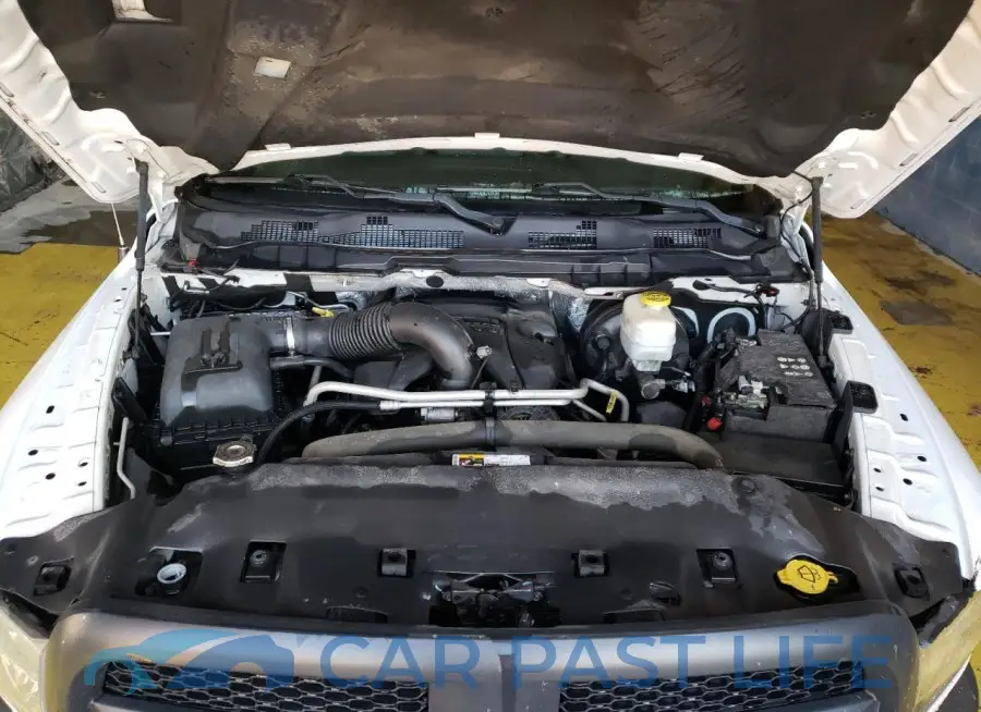 3C6TR4HT9JG204616# 11
