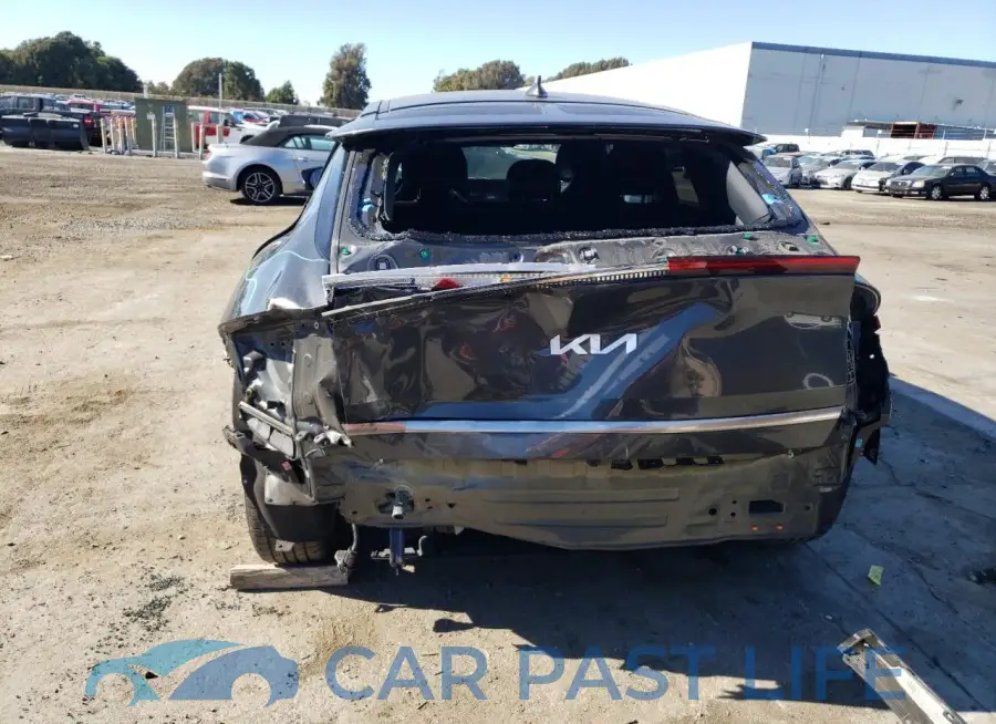 KNDC34LA1P5609899# 6