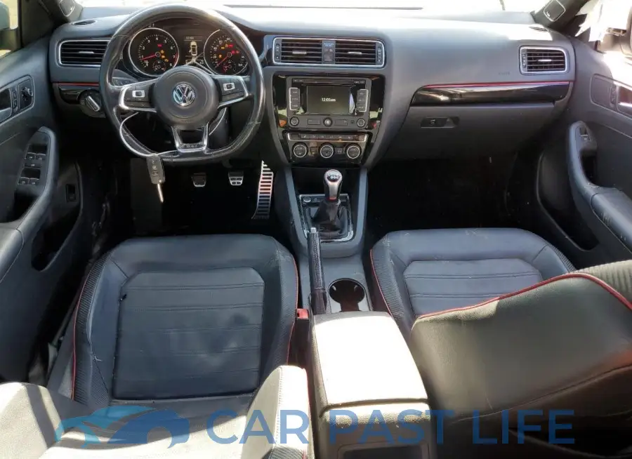 3VW5T7AJ4FM255881# 8