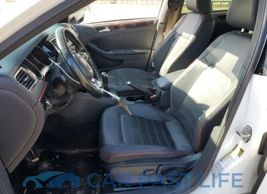 3VW5T7AJ4FM255881# 7