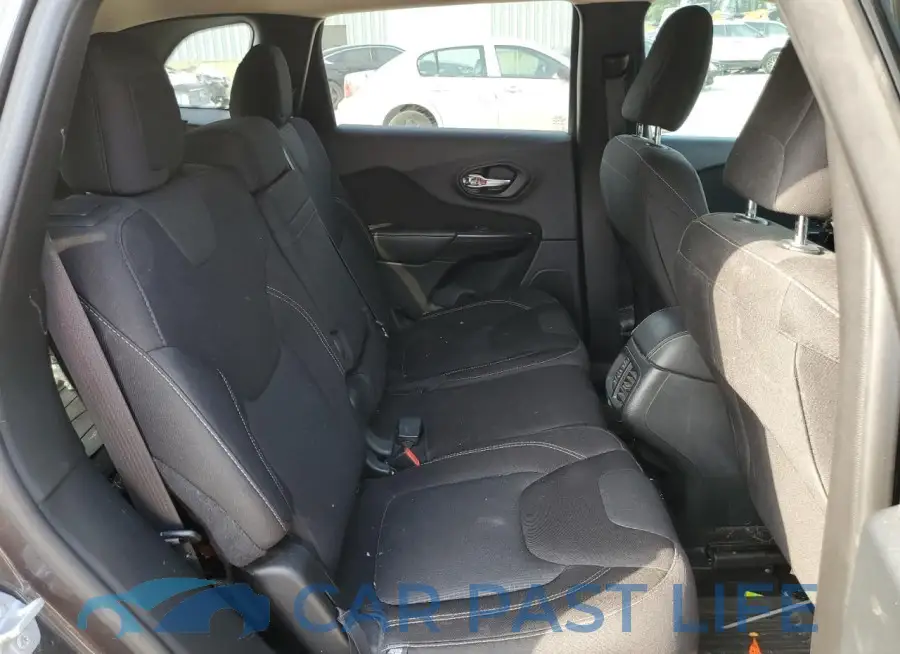 1C4PJMCS6FW776414# 11