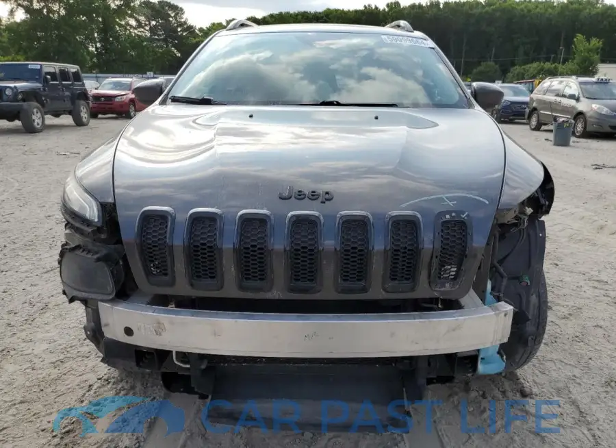1C4PJMCS6FW776414# 5