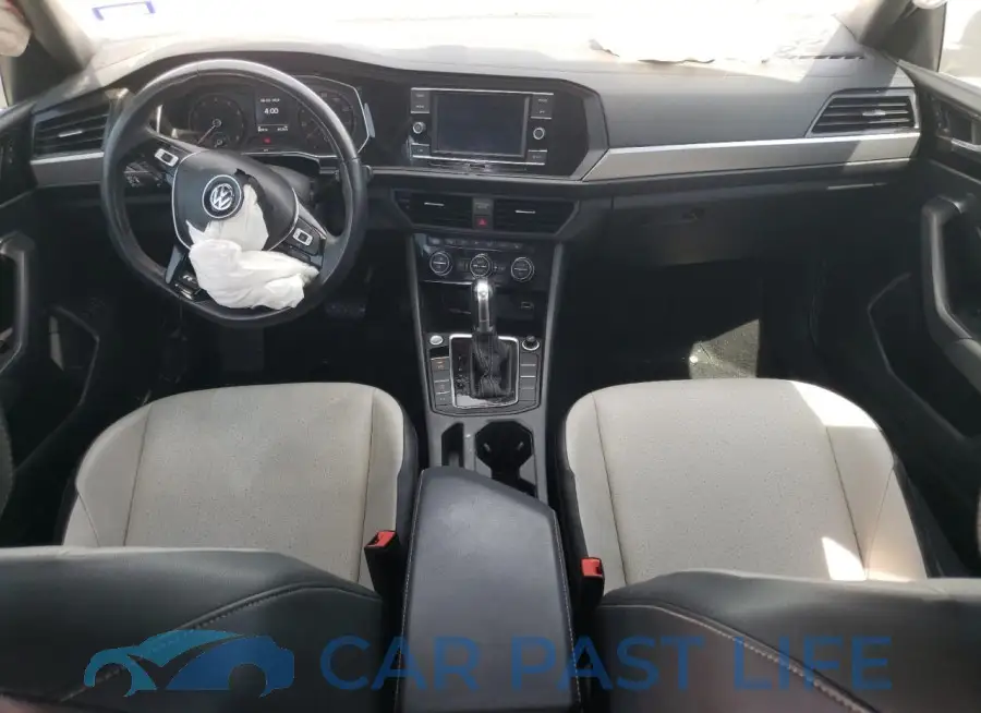 3VWCB7BU9KM147950# 8