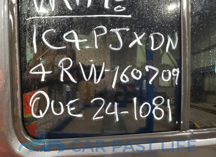 1C4PJXDN4RW160709# 12