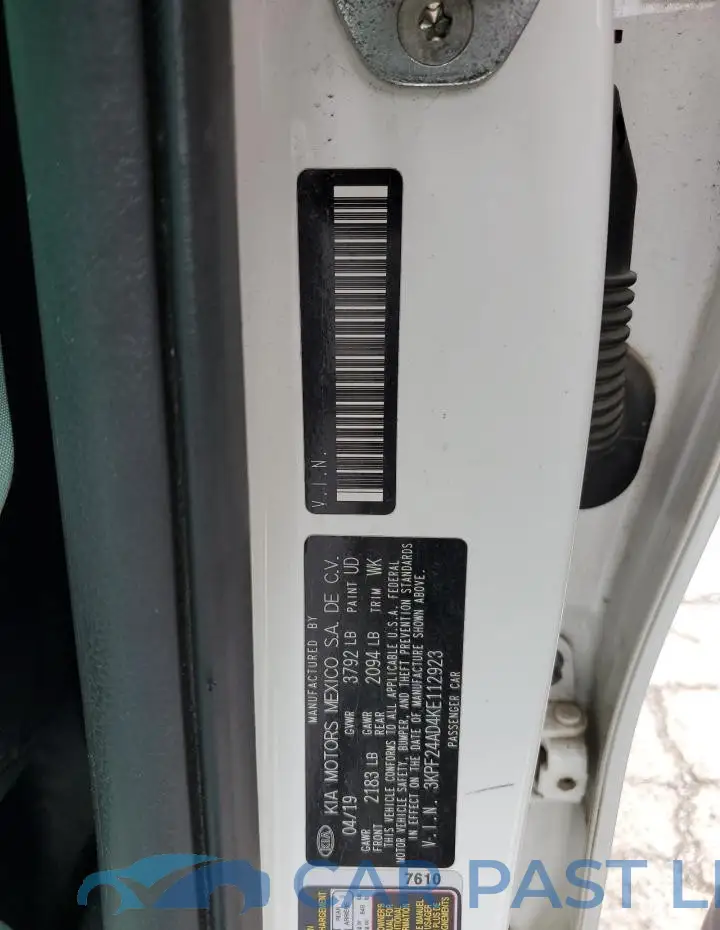 3KPF24AD4KE112923# 13