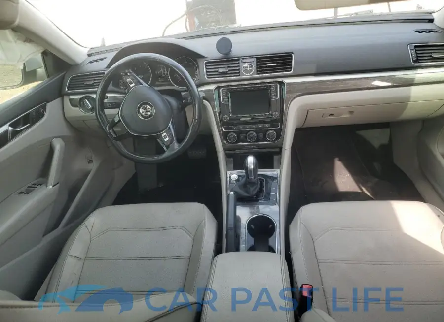 1VWBT7A34HC021586# 8