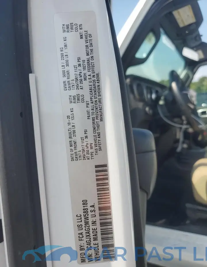 1C4GJXAG2MW588180# 14