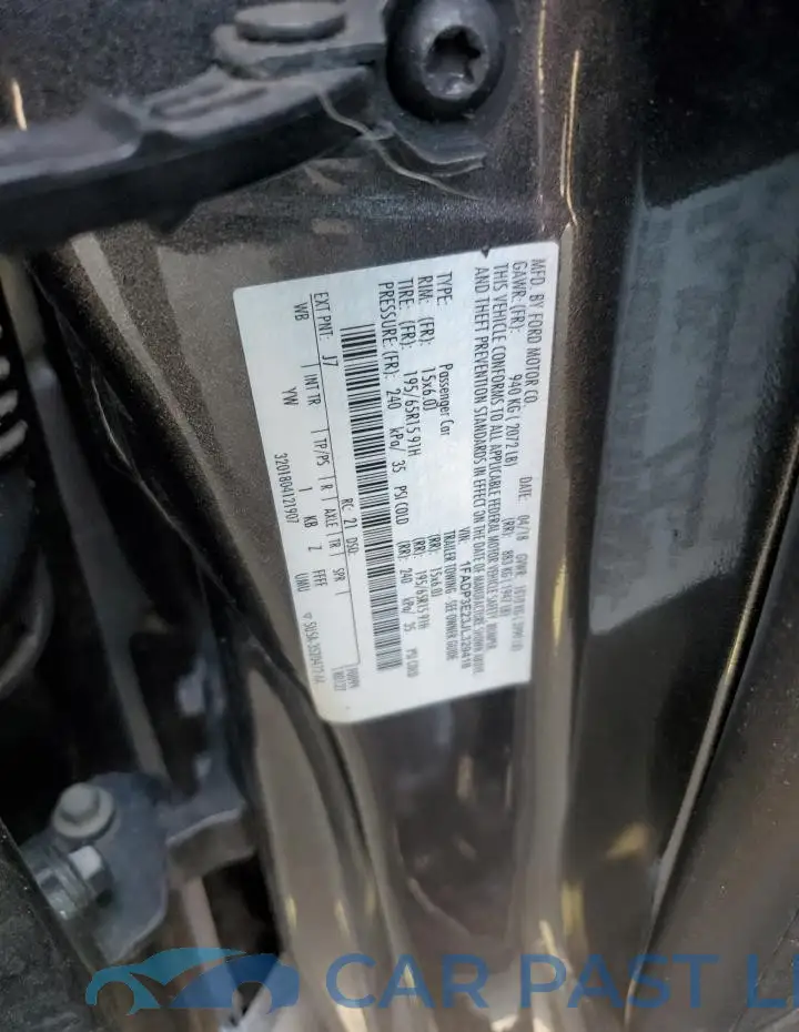 1FADP3E23JL329418# 12