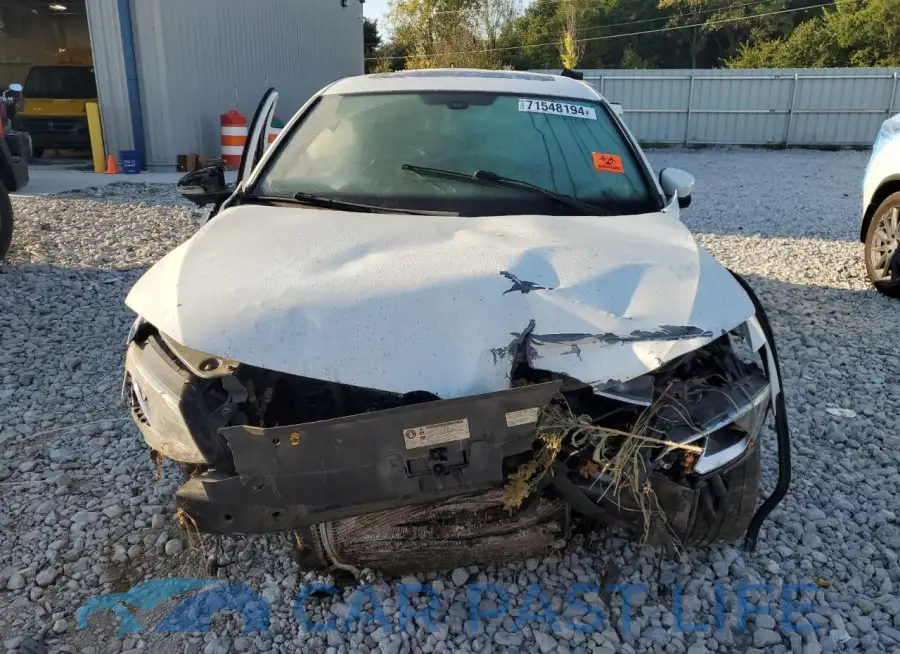 3VW5T7AJ6FM335697# 5