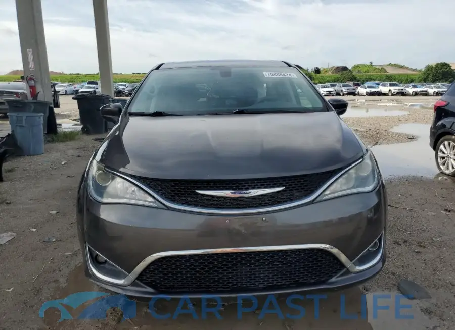2C4RC1FG5KR628525# 5