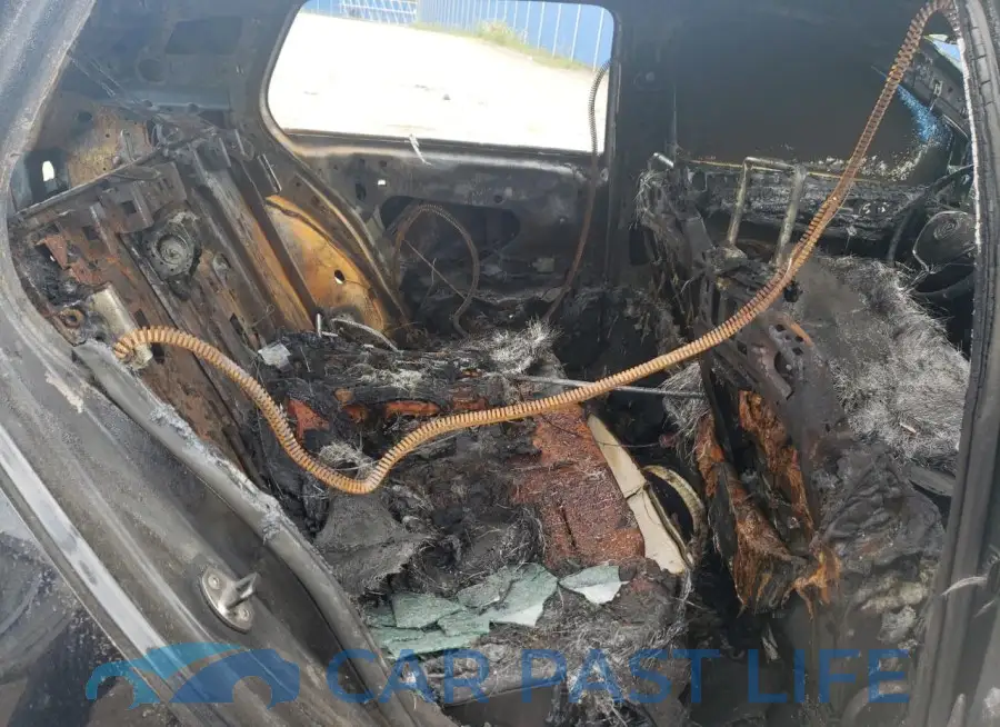 3VW217AU7FM002962# 10