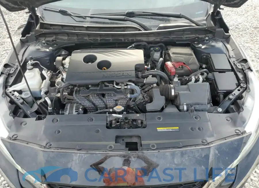 1N4BL4CV5KC200670# 11