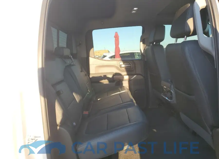 3GTU9DED2KG220166# 10