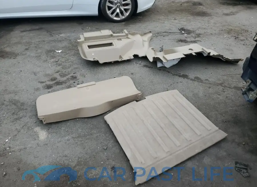 1C4NJCBA3GD641186# 13