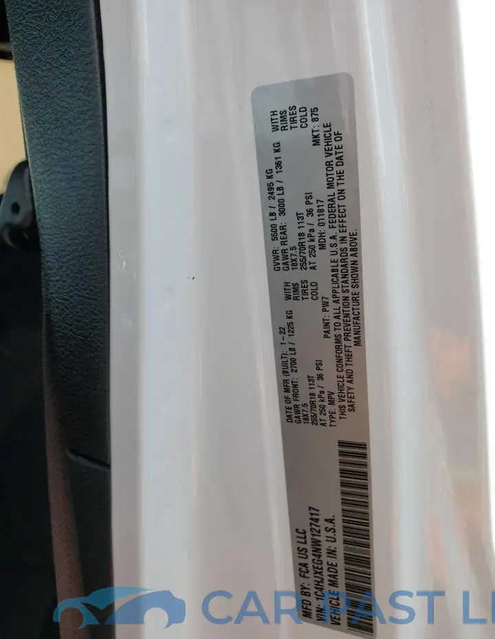 1C4HJXEG4NW127417# 13