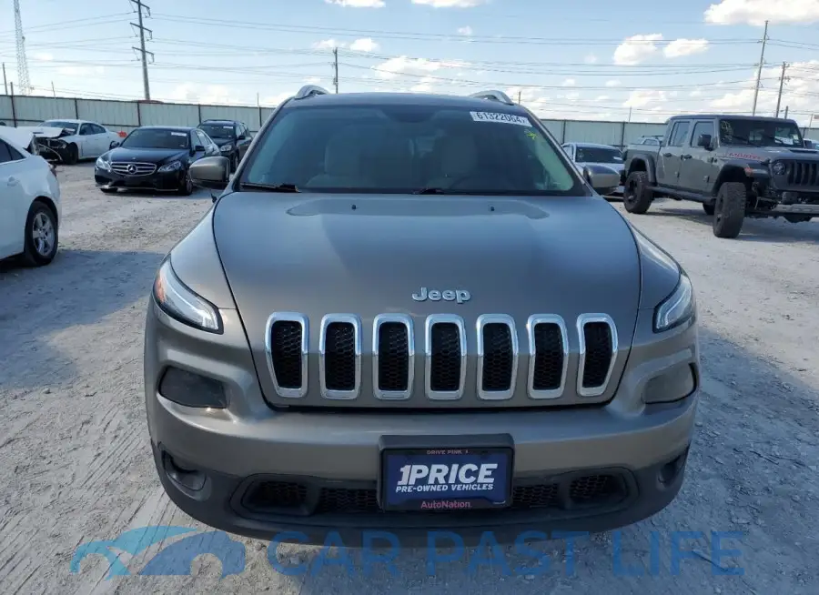 1C4PJLCS5HW559028# 5