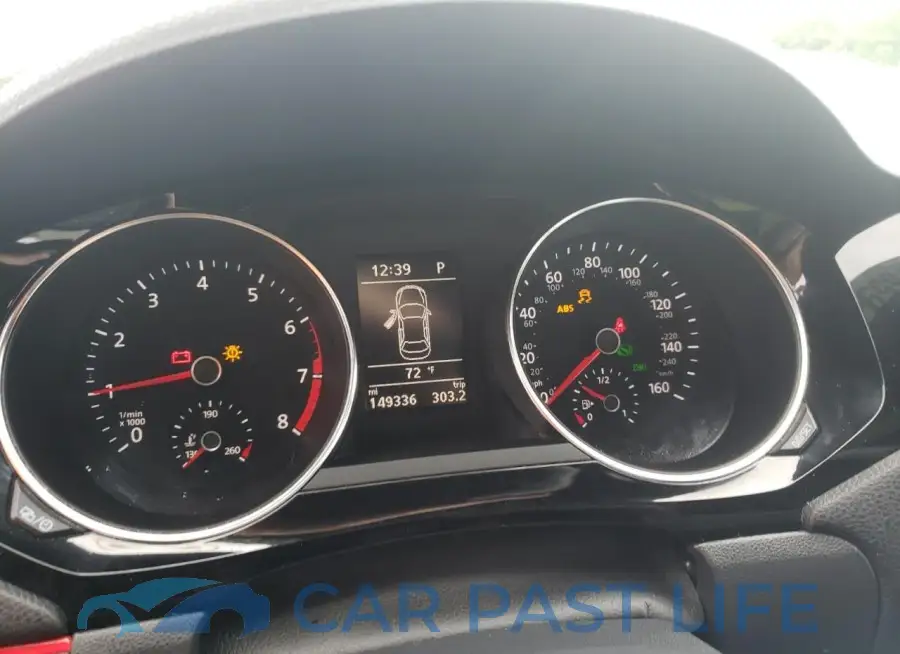 3VW4T7AJ4FM336018# 9