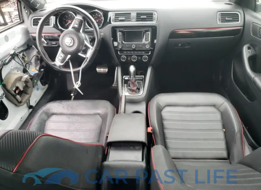 3VW4T7AJ4FM336018# 8