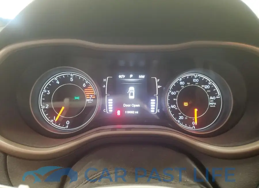 1C4PJLCB9GW136578# 9