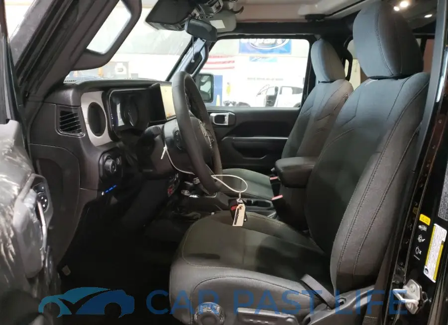 1C4RJXN62RW143293# 7