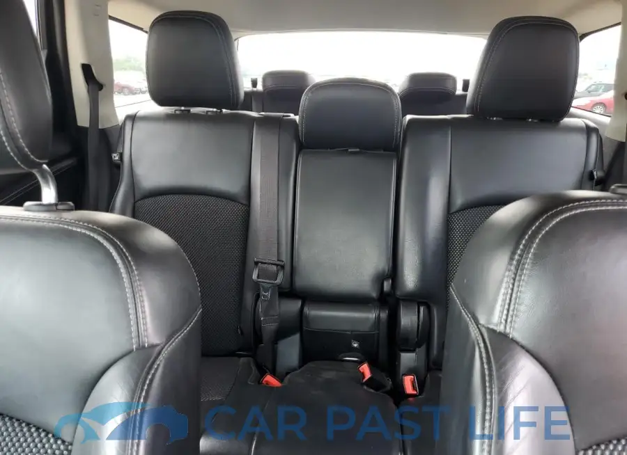 3C4PDCGB0LT265701# 10
