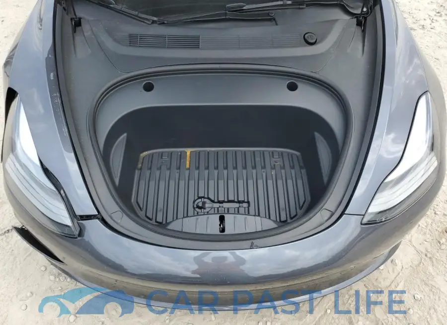 5YJ3E1EA6PF715057# 11