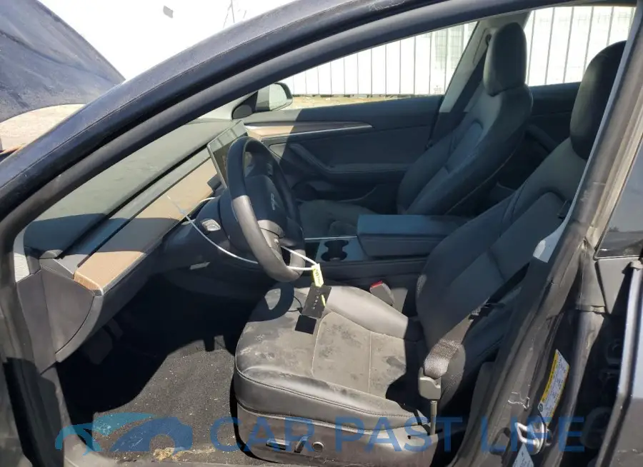 5YJ3E1EB9PF388744# 7