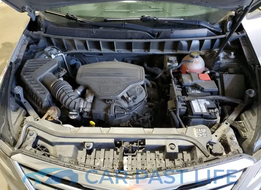 1GYKNCRS7JZ152204# 12