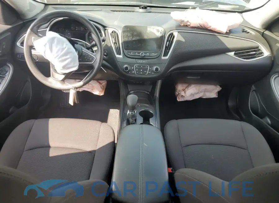 1G1ZD5ST3PF215632# 8