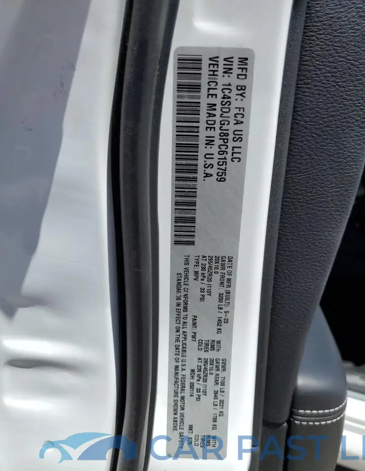 1C4SDJGJ8PC615759# 13