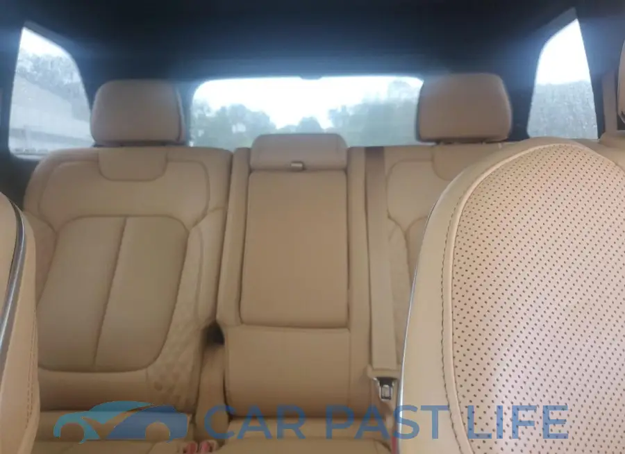 1C4RJHET7N8550262# 10