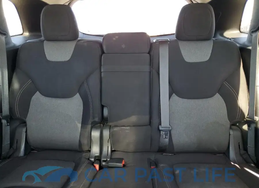 1C4PJLAB1FW689274# 10