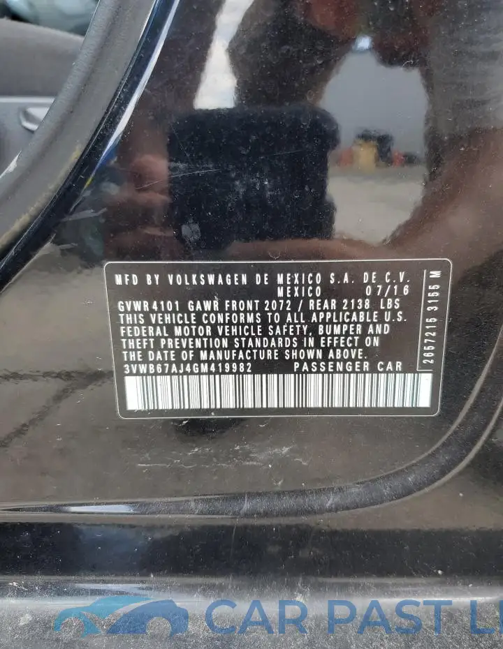3VWB67AJ4GM419982# 12