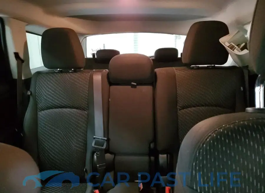 3C4PDCAB7JT276619# 10