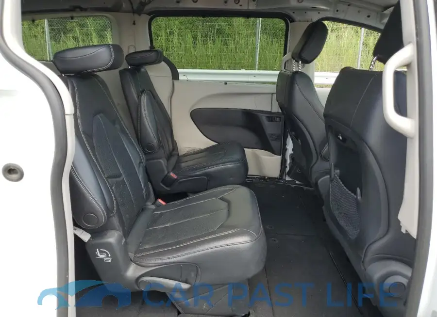 2C4RC1BG2NR160845# 11