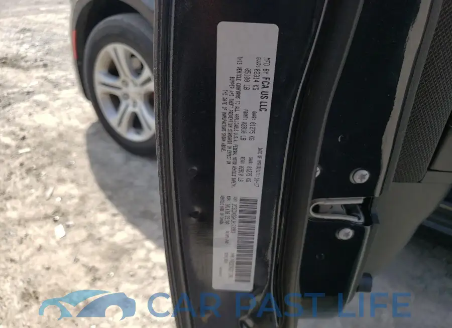 2C3CDXBG4JH173963# 12