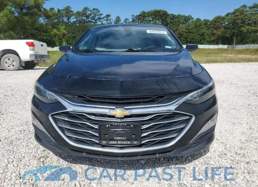 1G1ZD5ST8NF142593# 5