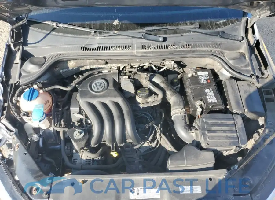 3VW1K7AJ8FM218463# 11