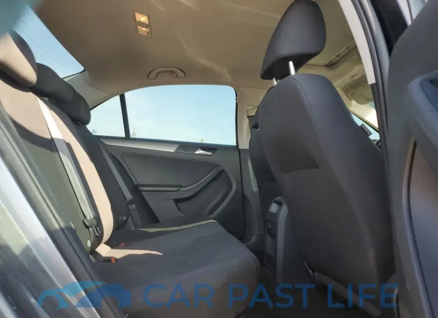3VW1K7AJ8FM218463# 10