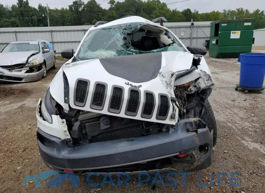 1C4PJMBS8FW550277# 5
