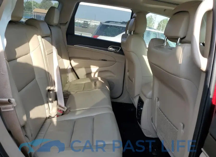 1C4RJFBG8HC807992# 11