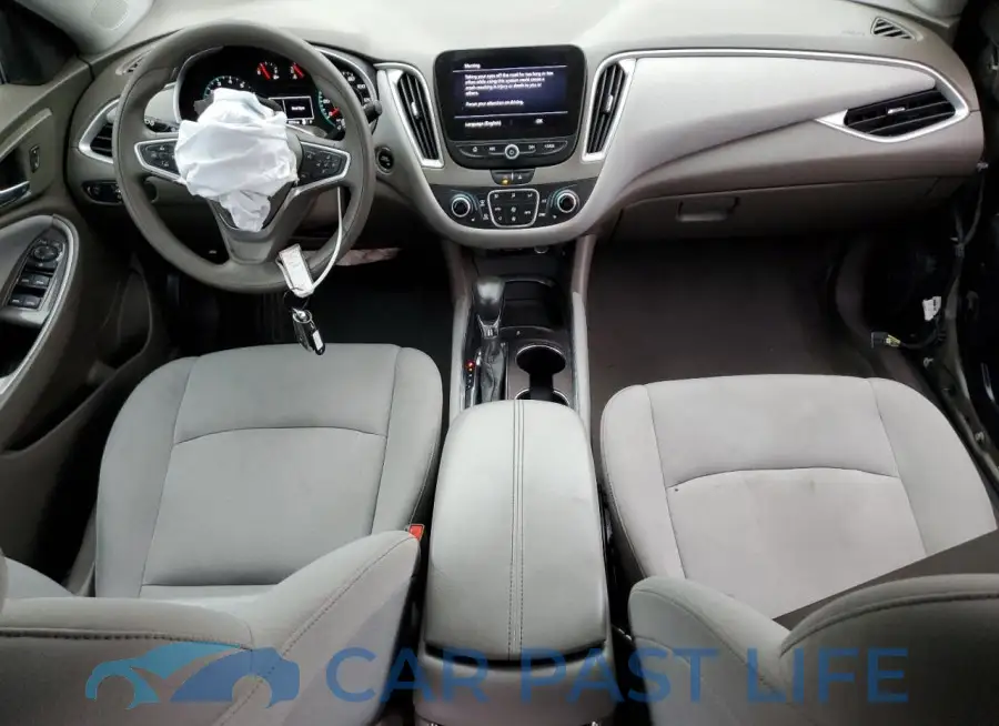 1G1ZD5ST5NF147122# 8