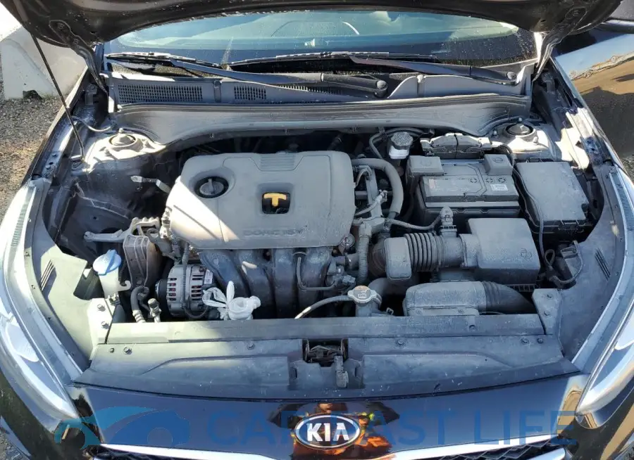 3KPF54AD2KE102799# 11